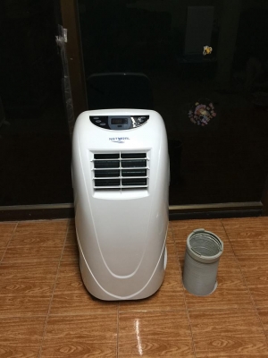 **** ขายแอร์เคลื่อนที่ Natural 9000 BTU สภาพสวย ****