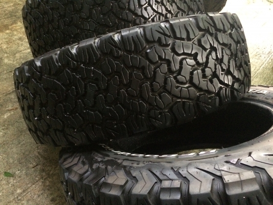 มือ2 BF Goodrich All-Terrain KO2 265 65 r17