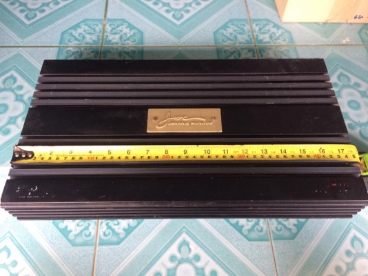 แอมป์คลาสเอบี2ch JOHNNIE MONITOR (ยาว45เซน)มือสองสภาพไม่มีฝาหลังใช้งานปกติ เสียงดีมากขับกลางแหลม6-8ดอกแรงๆได้ ขาย 2450 บาท สนใจ0892425454 อยู่สระบุรี