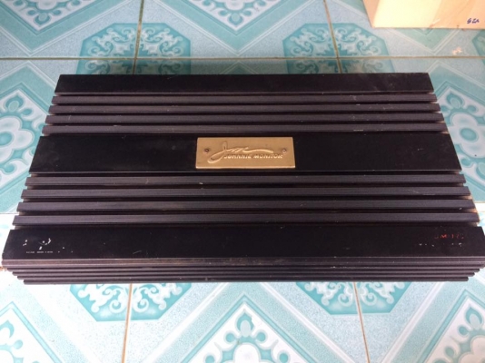 แอมป์คลาสเอบี2ch JOHNNIE MONITOR (ยาว45เซน)มือสองสภาพไม่มีฝาหลังใช้งานปกติ เสียงดีมากขับกลางแหลม6-8ดอกแรงๆได้ ขาย 2450 บาท สนใจ0892425454 อยู่สระบุรี