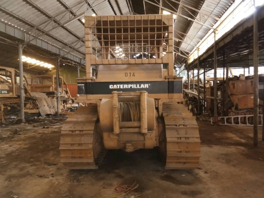 ต้องการขายด่วน !! รถแทรคเตอร์ D7G มีในโกดังทั้งหมด 22 คัน