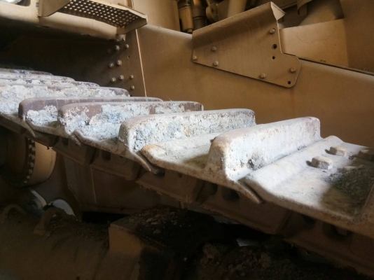 ต้องการขายด่วน !! รถแทรคเตอร์ CAT D10H สภาพพร้อมใช้งาน