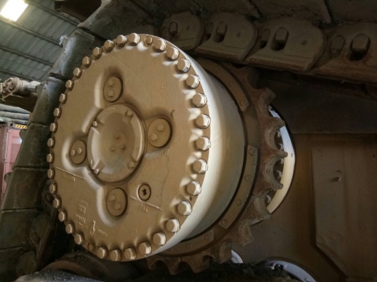 ต้องการขายด่วน !! รถแทรคเตอร์ CAT D10H สภาพพร้อมใช้งาน