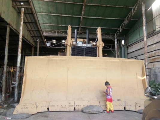 ต้องการขายด่วน !! รถแทรคเตอร์ CAT D10H สภาพพร้อมใช้งาน