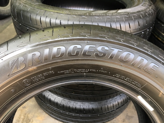 ยางป้ายแดง Bridgestone 175-65-14 ปี 18 หนานิ่ม มีตุ่ม ยางป้ายแดง Bridgestone 175-65-14 ปี 18 หนานิ่ม มีตุ่ม