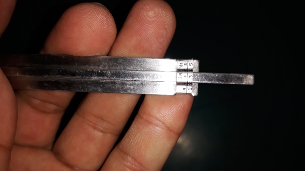 ขายเวอร์เนีย MADE IN JAPAN.มือสอง