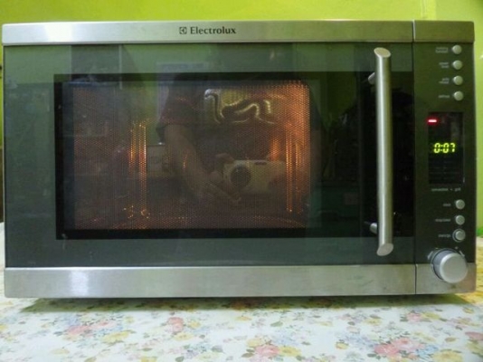 ไมโครเวฟอีเล็คโทรลักซ์