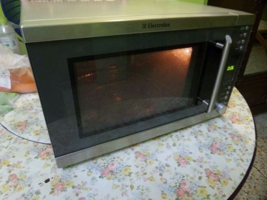 ไมโครเวฟอีเล็คโทรลักซ์ ไมโครเวฟอีเล็คโทรลักซ์
