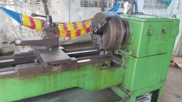 เครื่องกลึง 6 ฟุต 3 เพลา เกียร์บล็อก พร้อมใช้งาน สวยๆๆ 78,000 ด่วนๆๆๆ เครื่องกลึง 6 ฟุต 3 เพลา เกียร์บล็อก พร้อมใช้งาน สวยๆๆ 78,000 ด่วนๆๆๆ