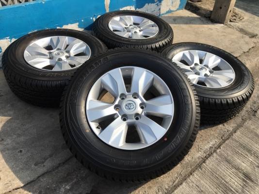 ล้อแม็กป้ายแดง Toyota Revo ขอบ17 พร้อมยางป้ายแดง Yokohama 265-65-17 ปี 18 ดอกเต็ม ตุ่มเด้งๆ