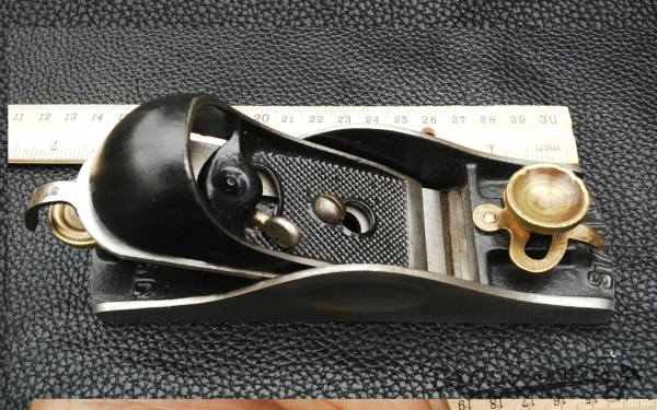 กบ Vintage adjustment of low angle block plane Stanley No.9 1/2 ปี 1904-1908 นำเข้าจากอังกฤษใช้งานได กบ Vintage adjustment of low angle block plane Stanley No.9 1/2 ปี 1904-1908 นำเข้าจากอังกฤษใช้งานได