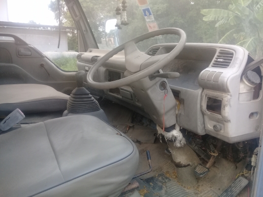 ขายรถบรรทุก ISUZU NQR ปี43ยาว5.50 ขายรถบรรทุก ISUZU NQR ปี43ยาว5.50