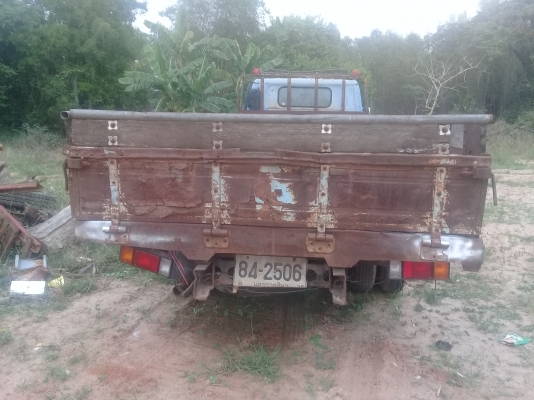 ขายรถบรรทุก ISUZU NQR ปี43ยาว5.50