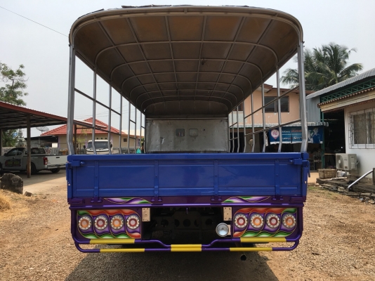 ขายรถบรรทุก 6 ล้อ NQR 150 แรง ยาว 5.50 รถบ้าน เอกสารครบพร้อมโอน