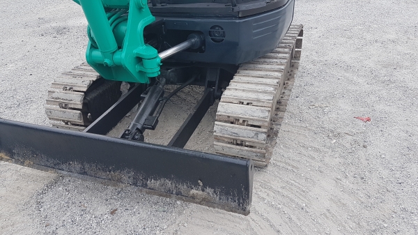 ขายรถขุดkobel30srคอนโทรนสั้นปั๊มนิ้ว