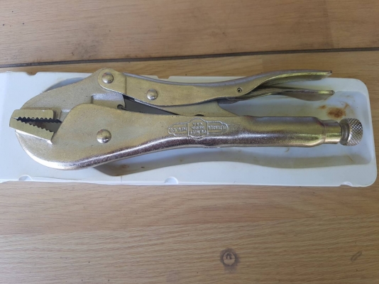 ขายคีมล็อกVISE GIRP 10R ด้ามตี MADE IN USA. ใหม่เก่าเก็บ ขายคีมล็อกVISE GIRP 10R ด้ามตี MADE IN USA. ใหม่เก่าเก็บ