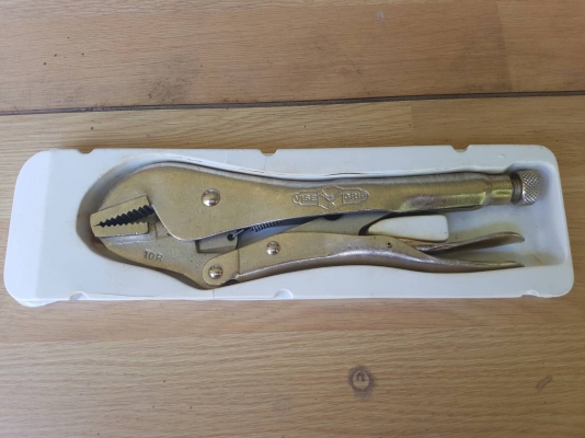 ขายคีมล็อกVISE GIRP 10R ด้ามตี MADE IN USA. ใหม่เก่าเก็บ
