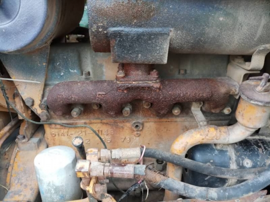 KOMATSU  D20-3  + รถบดล้อยาง 7ล้อ