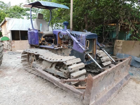 KOMATSU  D20-3  + รถบดล้อยาง 7ล้อ