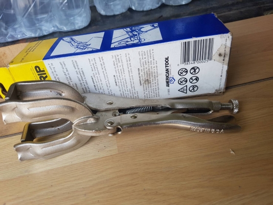 ขายคีมล็อกVISE GIRP 9R MADE IN USA. ใหม่เก่าเก็บ ขายคีมล็อกVISE GIRP 9R MADE IN USA. ใหม่เก่าเก็บ