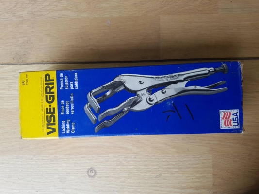 ขายคีมล็อกVISE GIRP 9R MADE IN USA. ใหม่เก่าเก็บ ขายคีมล็อกVISE GIRP 9R MADE IN USA. ใหม่เก่าเก็บ