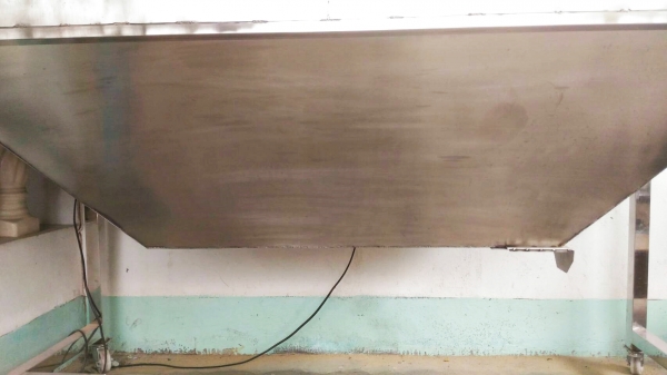 ตู้พ่นทรายงานสร้างสแตนเลสอย่างดีทั้งใบ ขนาด 150*80*180 cm. ตู้พ่นทรายงานสร้างสแตนเลสอย่างดีทั้งใบ ขนาด 150*80*180 cm.