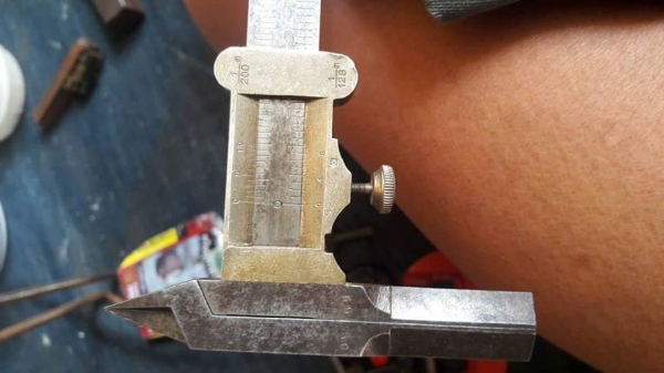 ขายเวอร์เนียโบราณ MADE IN JAPAN.มือสอง