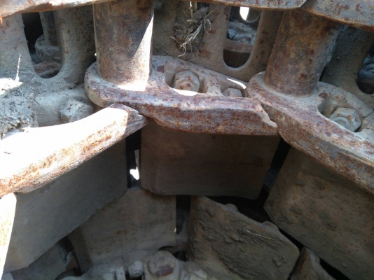 โซ่พร้อมใบ ใส่PC200 รุ่น 3, 5, 6 ใส่ KOBELCO MARK 2, 3 ของเก่านอกนำเข้า โซ่ดี บูทดี พร้อมใช้