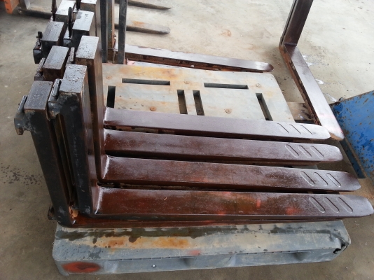 ขายงารถฟอร์คลิฟท์ ลด 2800 บาท