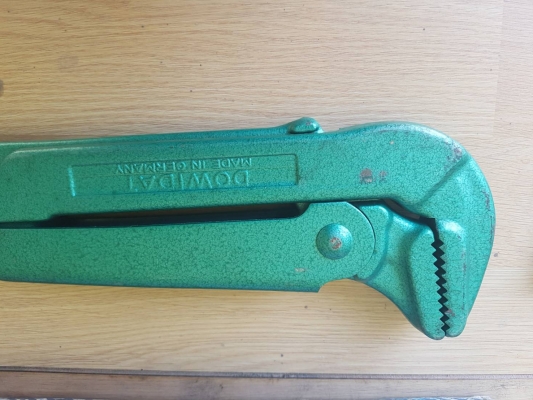 ขายคอม้าDOWIDAT 3"MADE IN GERMANY.ใหม่เก่าเก็บสวยงาม ขายคอม้าDOWIDAT 3"MADE IN GERMANY.ใหม่เก่าเก็บสวยงาม