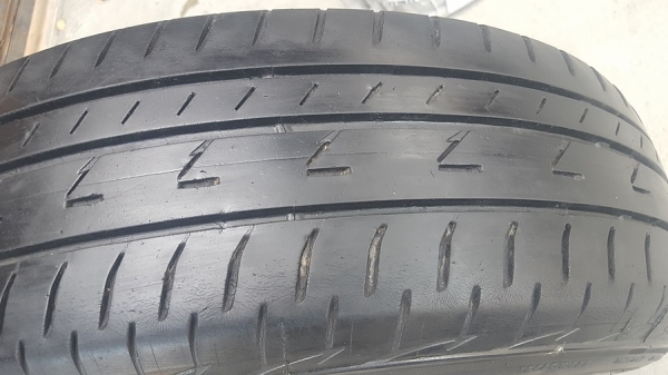 ขายล้อ ALMERA ขอบ15  ยาง185/65/15 ปี 15  4 ล้อ