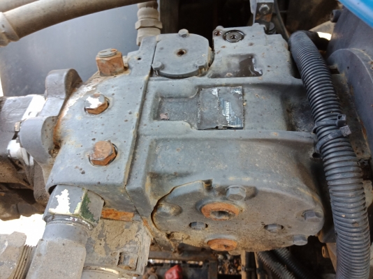 มาใหม่ พร้อมใช้ รถปูยาง 3เมตร HANTA F31W2 นำเข้าจากญี่ปุ่น โทร.090-986-2521 อ๊อบ