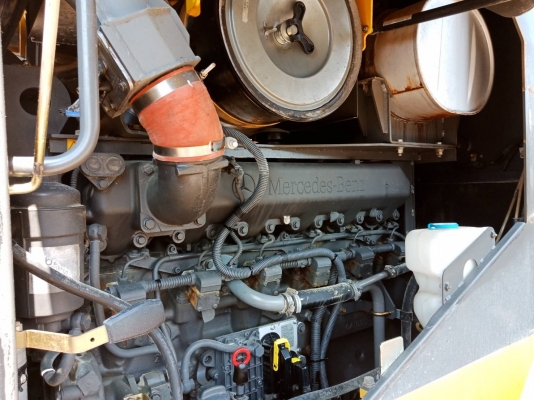 มาใหม่ครับ HITACHI ZW310A นำเข้าจากญี่ปุ่น โทร.090-986-2521 อ๊อบ