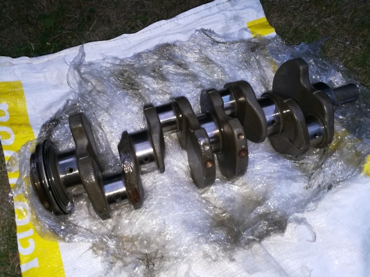 ข้อเหวี่ยง ดีแมก 3000 4jh1,ฐานกรองน้ำมันเครื่อง 4jg2,ท่อไอดี ดีแมก 3000 4jh1