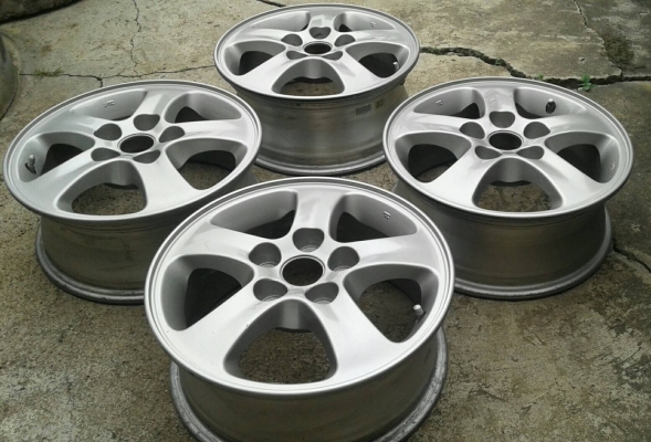 แม็กกระบะขอบ15 เอนไกแท้ 5รู114 สีสวย (4วง 3,500)