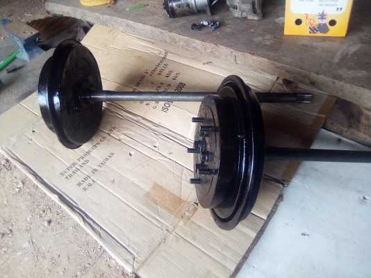 ขายเพลาข้างล้อหลัง ซูซูกิคาริเบี้ยน