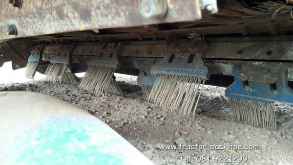 Sale ต้อนรับ สงกรานต์ครับ ขาย รถดูดฝุ่น เก่าญี่ปุ่น ยี่ห้อ HATSUTA เครื่องเบนซิน นิสสัน เก็บกวาดขยะ ใบไม้ แรงดูดดี