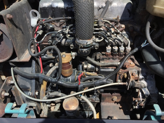 ขายรถขุดแบคโฮ MITSUBISHI MS-035 ขนาด Pc35 รถเก่านอกแท้100\% (เครื่อง4สูบ แทรคเหล็ก ระบบไว) รถพร้อมใช้งาน เอกสารใบอินวอยครบ               ????ราคา  260,000  ต่อรองได้???? ☎️สนใจติดต่อ 096-3268553  (สถิตย์พันธ์) ????ID LINE : 0963268553 ????#ร้านรุ่งเจริญแทร