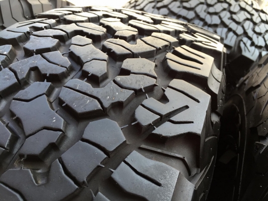 ล้อแท้ Piaa select หยดน้ำ ยางBF ko2 AllTerrain ขอบ16 สภาพใหม่มากทั้งชุด ล้อแท้ Piaa select หยดน้ำ ยางBF ko2 AllTerrain ขอบ16 สภาพใหม่มากทั้งชุด