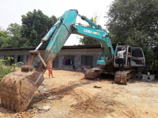 ขาย 395,000 KOBELCO sk 220-3 ไฟฟ้าตัด เครื่องดี ปั้มแรง เอวแน่น ช่วงล่างดี รถพร้อมใช้งาน รถอยู่ สระบุรี 090-772-3710 090-772-3708 ขาย 395,000 KOBELCO sk 220-3 ไฟฟ้าตัด เครื่องดี ปั้มแรง เอวแน่น ช่วงล่างดี รถพร้อมใช้งาน รถอยู่ สระบุรี 090-772-3710 090-772-3708