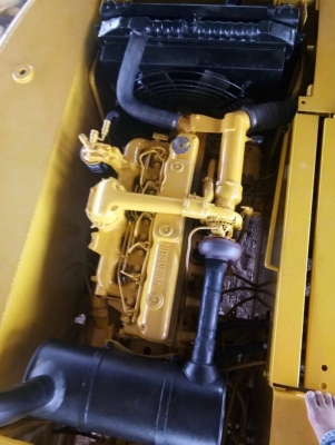 ขาย 880,000 KOBELCO sk 200-3 เอกสารเล่ม ไฟฟ้าครบ เครื่องดี ปั้มแรง เอวแน่น ช่วงล่างสวย แอร์เย็นบิ้วใหม่ทั้งคัน เปลี่ยนกรองเปลี่ยนถ่ายของเหลวทั้งคัน คว้านรูสลักใหม่ทั้งคัน เปรี่ยนบู๊ดสลักใหม่ทั้งคัน เปลี่ยนซีลกระบอก เปลี่ยนสายไฮดอริกใหม่ บุ้งกี๋ใหม่พร้อมใช