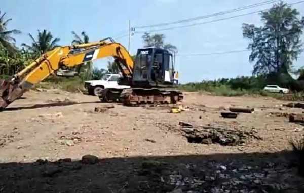 ขาย 450,000 KOBELCO sk 045 เครื่องดี ปั้มแรง เอวดี ช่วงล่าง แน่น รถพร้อมใช้ เอกสารซื้อขาย รถอยู่ ชุม ขาย 450,000 KOBELCO sk 045 เครื่องดี ปั้มแรง เอวดี ช่วงล่าง แน่น รถพร้อมใช้ เอกสารซื้อขาย รถอยู่ ชุม