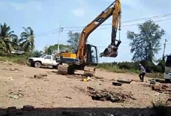 ขาย 450,000 KOBELCO sk 045 เครื่องดี ปั้มแรง เอวดี ช่วงล่าง แน่น รถพร้อมใช้ เอกสารซื้อขาย รถอยู่ ชุม ขาย 450,000 KOBELCO sk 045 เครื่องดี ปั้มแรง เอวดี ช่วงล่าง แน่น รถพร้อมใช้ เอกสารซื้อขาย รถอยู่ ชุม