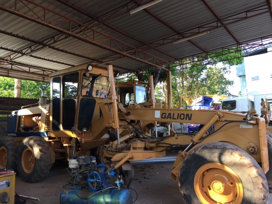 ขาย รถเกรด GALION 850 B หักเอวได้ ใบมีด 14 ฟุต สภาพพร้อมใช้งาน สนใจติดต่อ 081-9652321