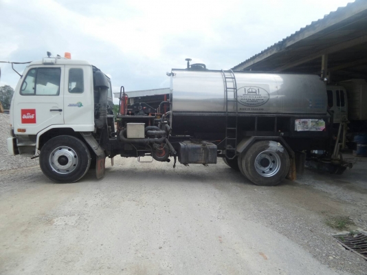 รสเปร์ยางถัง6000ลิตร อู่รุ่งโรจน์ ตัวรถ NISSAN UD ถังสเปร์ใหม่เอี่ยม