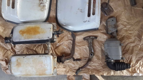 ขายอะไหล่เกือบทั้งคันของ Honda Fuji Rabbit 90cc ปี1965 เป็นรถเก่าญี่ปุ่น มือ1บ้านเรา