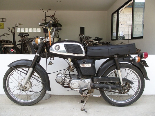 ขายใหม่มี ทั้งภาพ+ คลิป HONDA CD-70 เครื่องดีสภาพเดิมมีรูปครับ