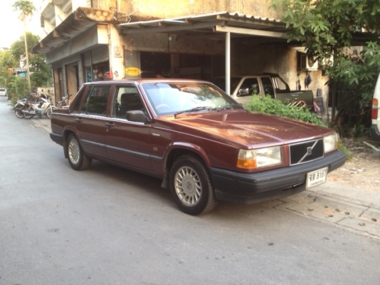 Volvo หน้าแว่น ขายถูกๆ สวยๆ 0900151889