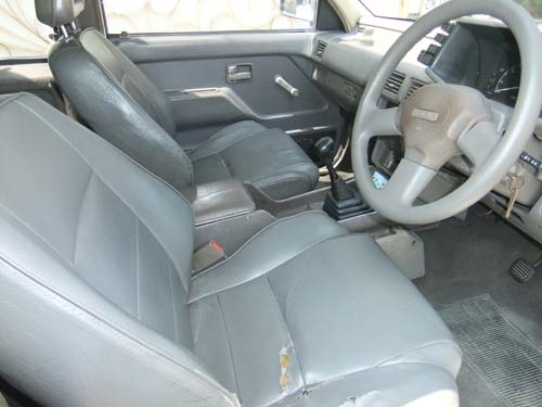 ISUZU SPACECAB 2.8 ปี 95 สีขาว ขายด่วน