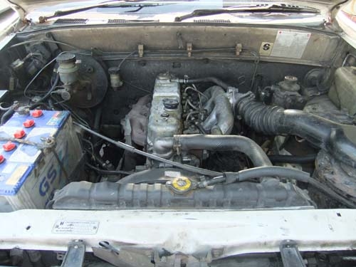 ISUZU SPACECAB 2.8 ปี 95 สีขาว ขายด่วน